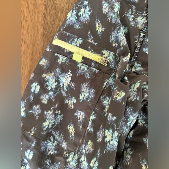 Free People Movement Cropped Windbreaker Jacket - Picture 3 of 8